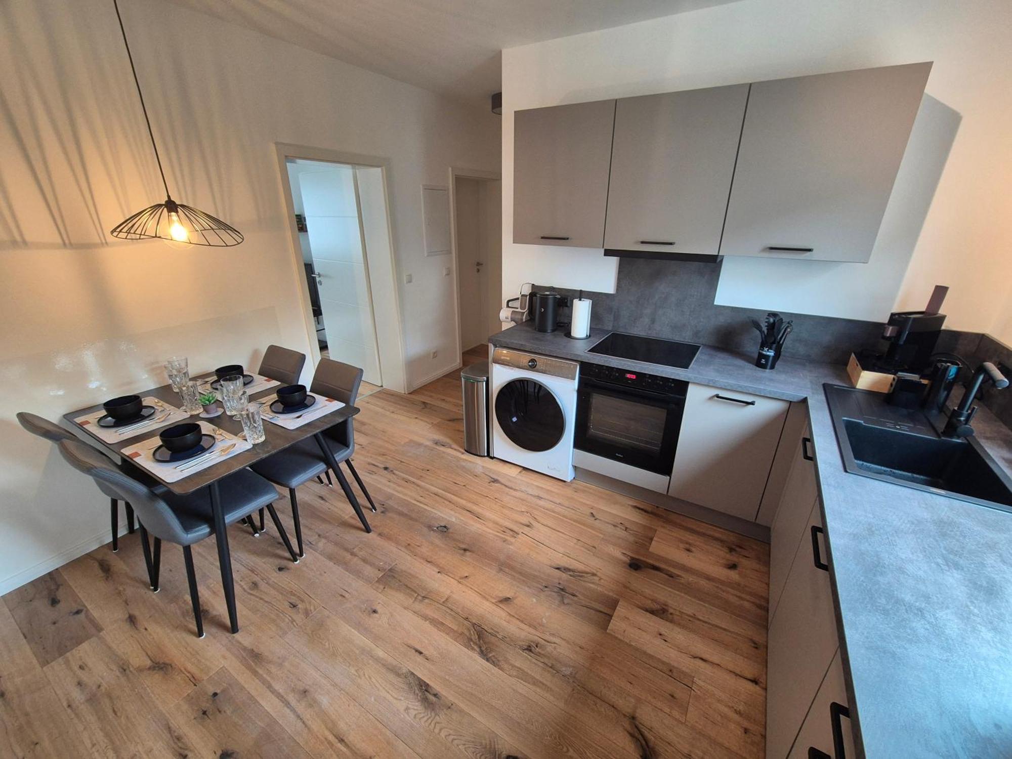 Charmante 2 Zimmer-Wohnung Mit Fahrradstellplaetzen Koblenz  Exterior foto