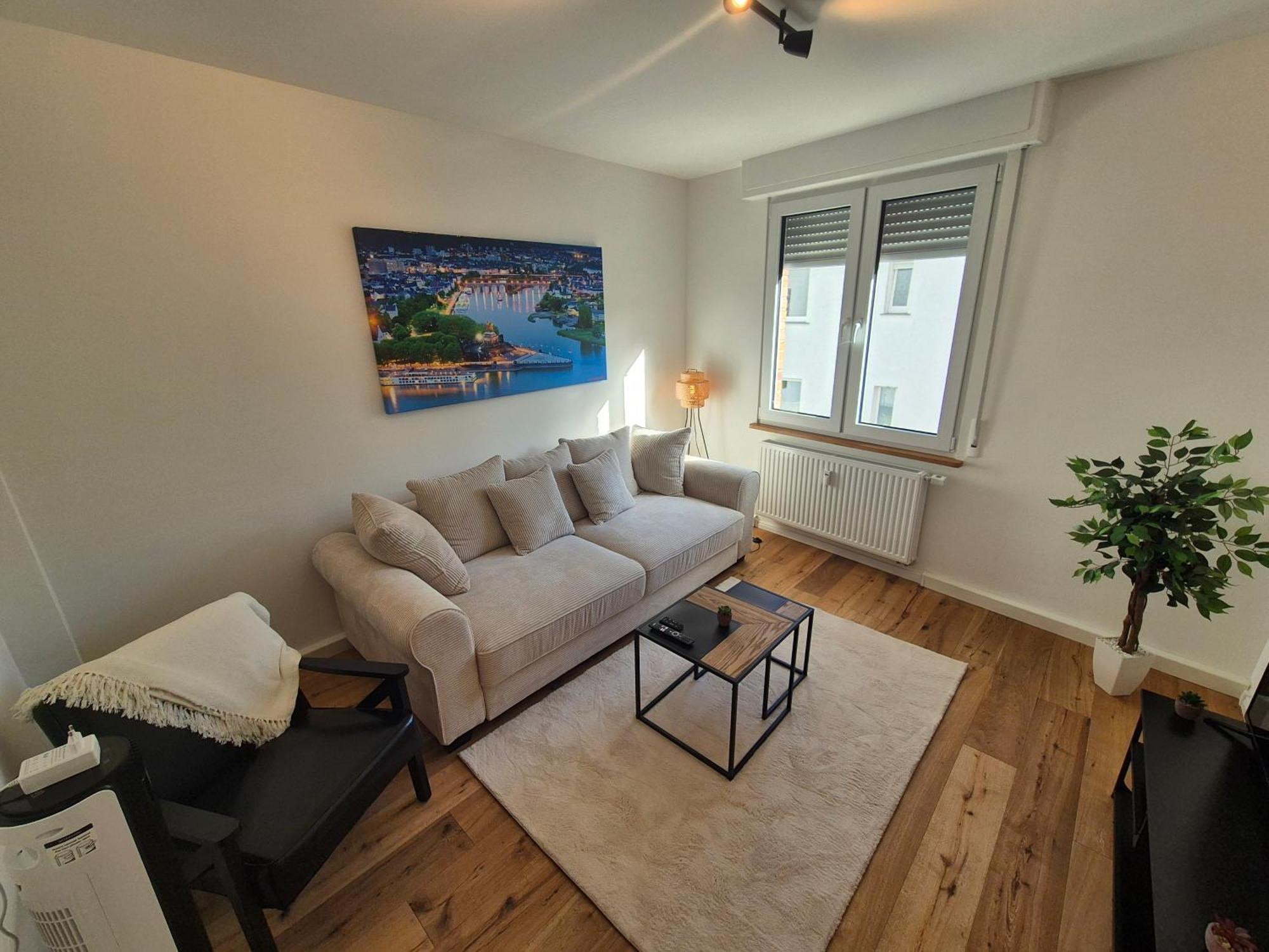 Charmante 2 Zimmer-Wohnung Mit Fahrradstellplaetzen Koblenz  Exterior foto